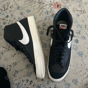 Nike blazers size 13 black